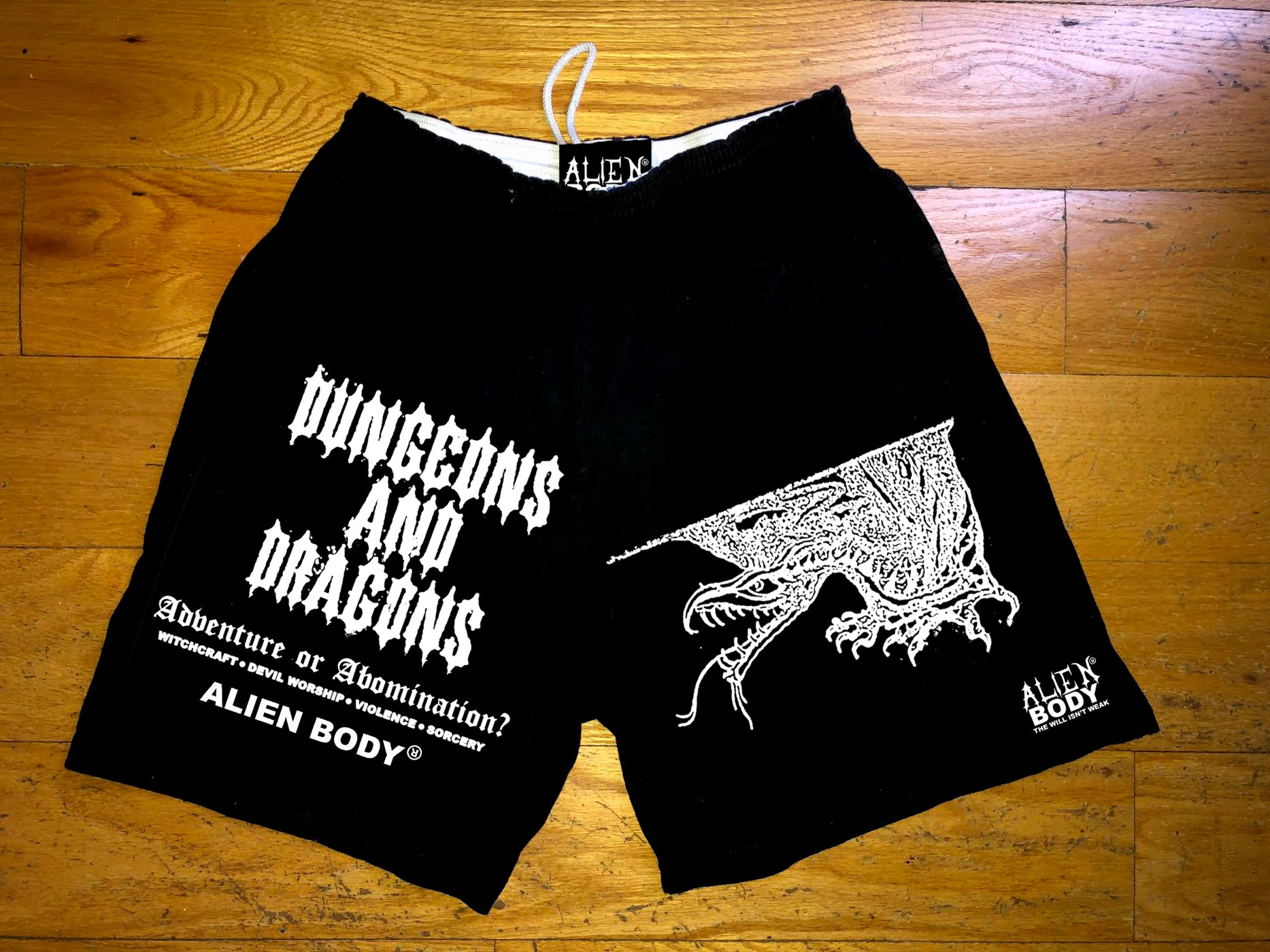 DUNGEON SHORTS