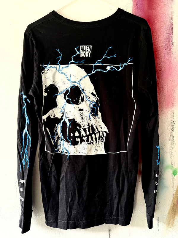 HEALTH Lightning Skull longsleeve